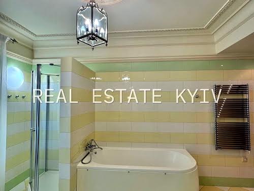 будинок за адресою Квіткові Луки вул.
