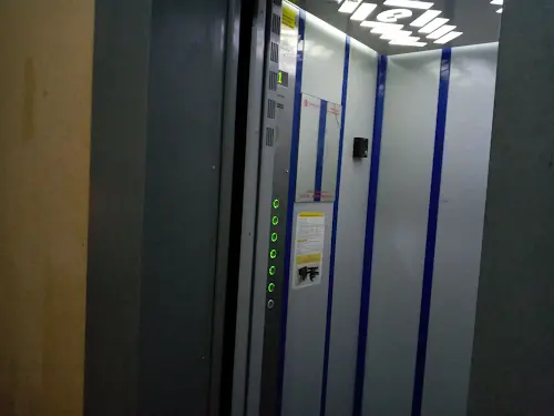 квартира за адресою Дарницький бульв., 7