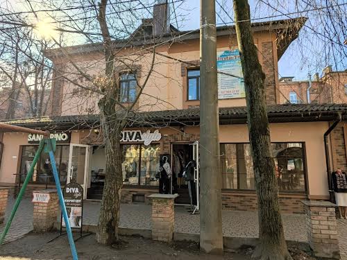 комерційна за адресою Соборна вул., 190а
