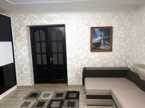 квартира по адресу пгт. Новый ярычев, Независимости ул., 107А