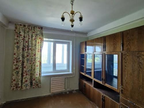 квартира за адресою Академіка Булаховського вул., 30а