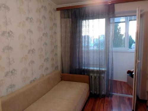 квартира за адресою Академіка Сахарова вул., 42