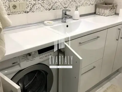 квартира за адресою Дмитра Луценка вул. (Крейсера 
