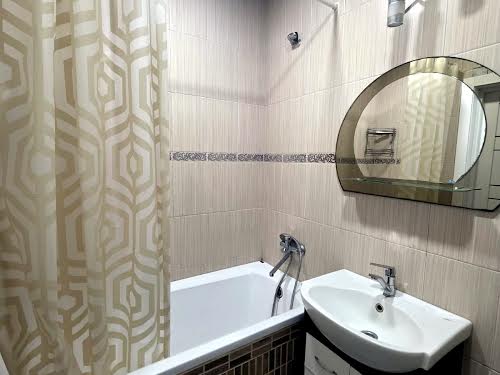 квартира по адресу Українська ул., 85В
