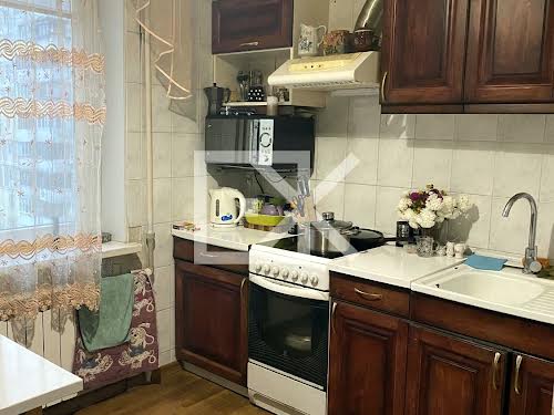 квартира по адресу Ревуцкого ул., 44