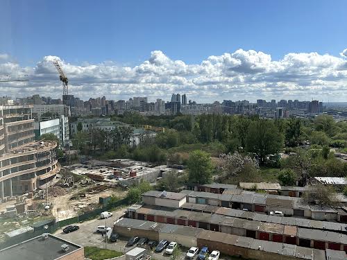 квартира за адресою Миколи Амосова вул., 4