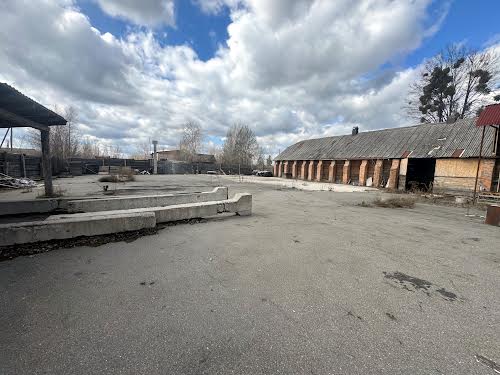 комерційна за адресою Кибенка Віктора, 6