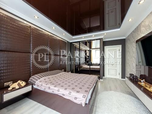 квартира за адресою Миколи Амосова вул., 4
