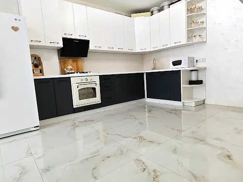 квартира за адресою Очеретяна вул., 31