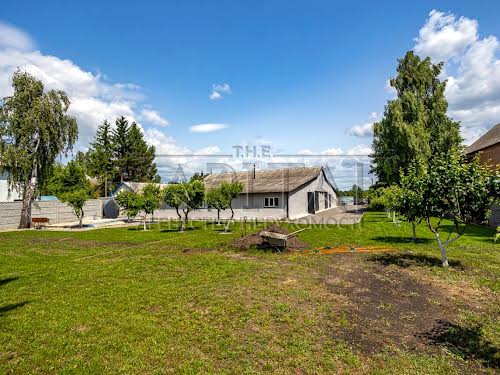 коммерческая по адресу драгоманова, 31з