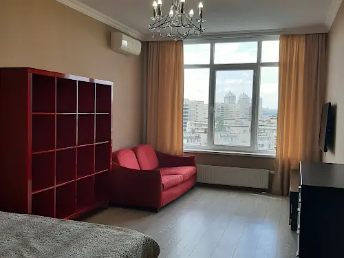 квартира за адресою Ованеса Туманяна вул., 3