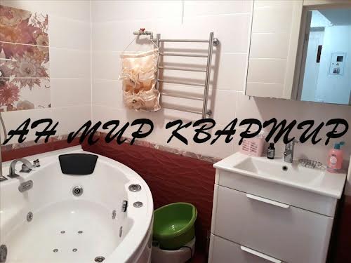 квартира за адресою Соборності вул. (Жовтнева), 46