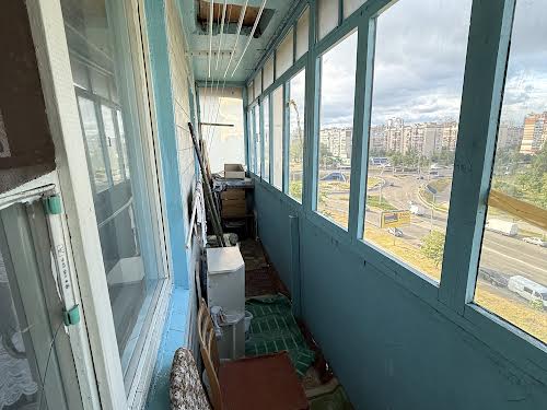 квартира за адресою Сержа Лифаря вул. (Олександра Сабурова), 5