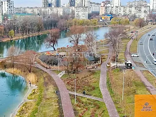 квартира за адресою Райдужна вул., 17