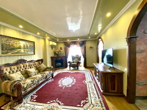 квартира за адресою Вишняківська вул., 11
