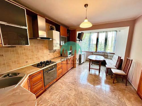 квартира по адресу Карпатської Січі ул., 8