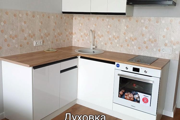 1831755612789518