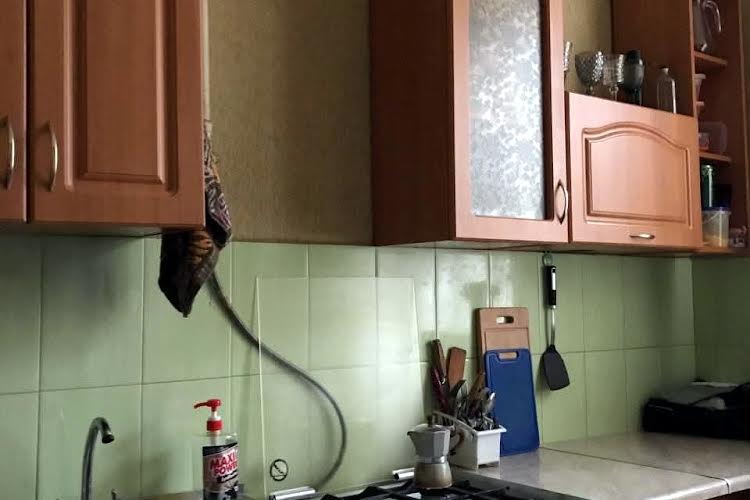 1831643381328718
