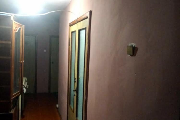 1829657369569825